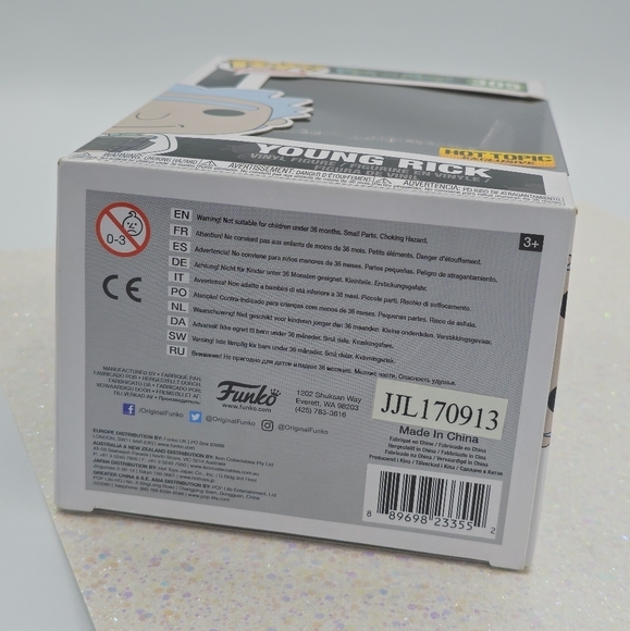 Funko POP! Rick and Morty Young Rick #305 Hot Topic Exclusive Vinyl Figure - Picture 7 of 7